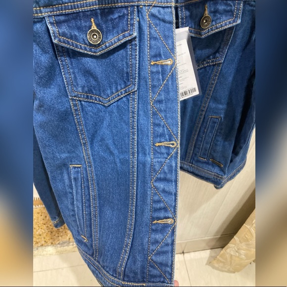 (With tags) Denim jacket for women - Picture 5 of 8